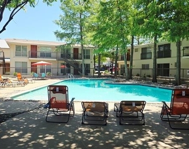 4616 W Lovers Lane - Photo Thumbnail 17