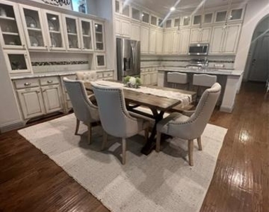 4017 Shady Forge Trail - Photo Thumbnail 5