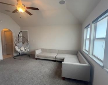 4017 Shady Forge Trail - Photo Thumbnail 13