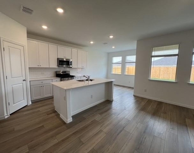 1129 Flameleaf Drive - Photo Thumbnail 12