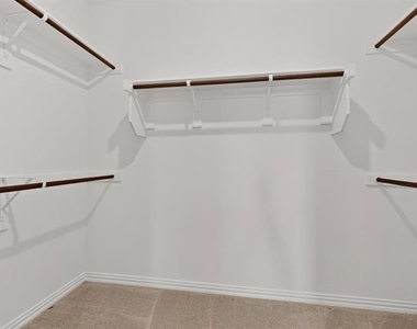 1129 Flameleaf Drive - Photo Thumbnail 35