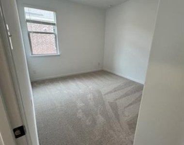 1129 Flameleaf Drive - Photo Thumbnail 16