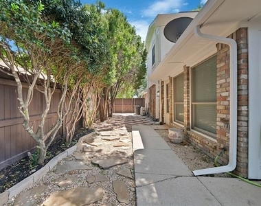 4021 San Mateo Drive - Photo Thumbnail 25