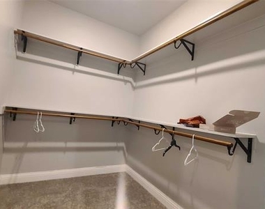 4409 1st Street - Photo Thumbnail 12