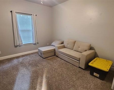 4409 1st Street - Photo Thumbnail 13