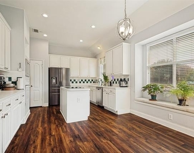 3737 Cottonwood Springs Drive - Photo Thumbnail 2