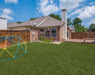 3737 Cottonwood Springs Drive - Photo Thumbnail 11