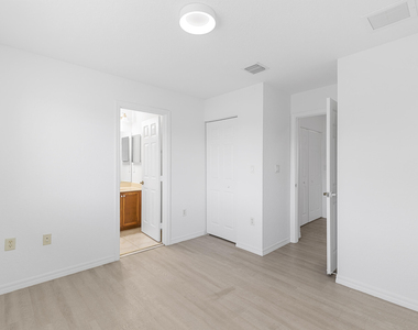 9107 Chambers Street - Photo Thumbnail 22