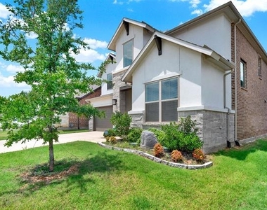 4704 Hammerstein Boulevard - Photo Thumbnail 27