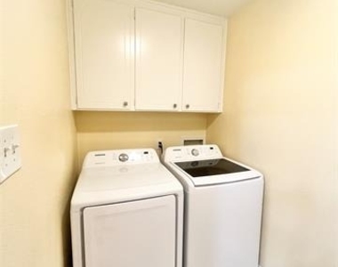 313 Santa Clara Street - Photo Thumbnail 28