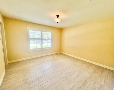 313 Santa Clara Street - Photo Thumbnail 24