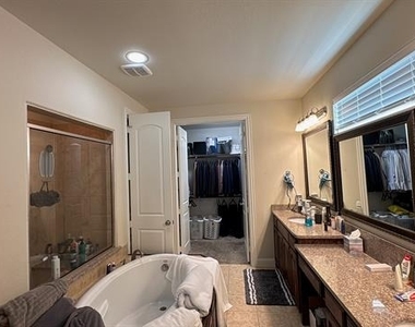3624 Glenhome Drive - Photo Thumbnail 7