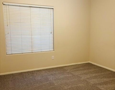 29081 N Cactus Circle - Photo Thumbnail 8