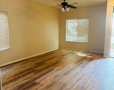 29081 N Cactus Circle - Photo Thumbnail 2