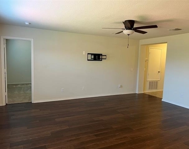 6024 Misty Breeze Drive - Photo Thumbnail 1