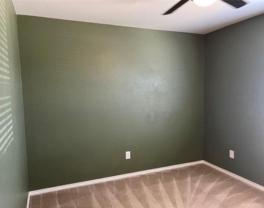 6024 Misty Breeze Drive - Photo Thumbnail 14