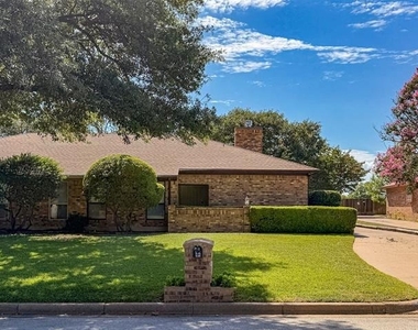 5128 Ledgestone Drive - Photo Thumbnail 1