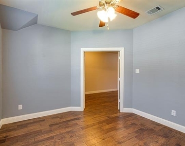 3801 Tunstall Drive - Photo Thumbnail 6