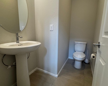 7053 W Oberlin Way - Photo Thumbnail 24