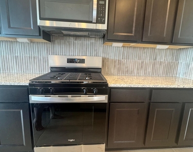 7053 W Oberlin Way - Photo Thumbnail 7