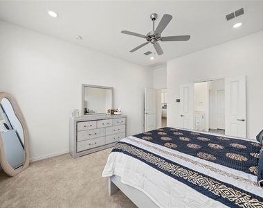 147 Starfall Drive - Photo Thumbnail 23