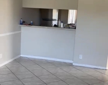 10106 Twin Lakes Drive - Photo Thumbnail 16