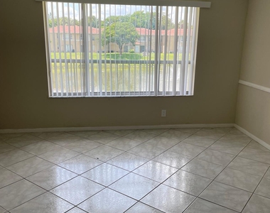 10106 Twin Lakes Drive - Photo Thumbnail 1