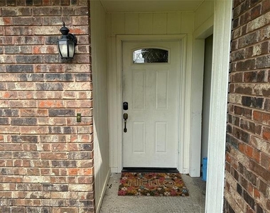 2304 Chinaberry Drive - Photo Thumbnail 1