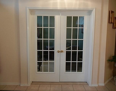 1606 Mapleleaf Fall - Photo Thumbnail 10