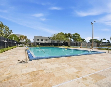 3104 Poolside Drive - Photo Thumbnail 30