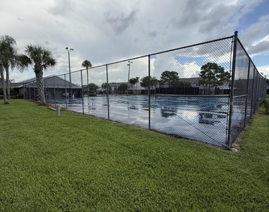 3104 Poolside Drive - Photo Thumbnail 28