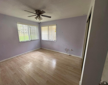 410 Nw 214th Street - Photo Thumbnail 15