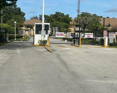 410 Nw 214th Street - Photo Thumbnail 1