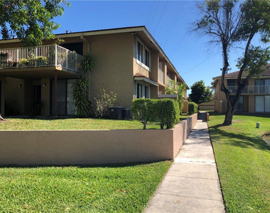 410 Nw 214th Street - Photo Thumbnail 3