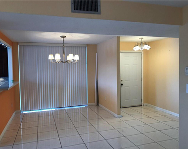 410 Nw 214th Street - Photo Thumbnail 6