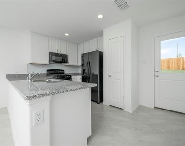 9208 Grackle Place - Photo Thumbnail 4