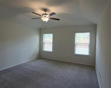2437 Opaline Drive - Photo Thumbnail 20