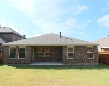 2437 Opaline Drive - Photo Thumbnail 9