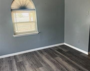 4412 W Dickson Lane - Photo Thumbnail 11