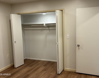 10024 W Denham Drive - Photo Thumbnail 10