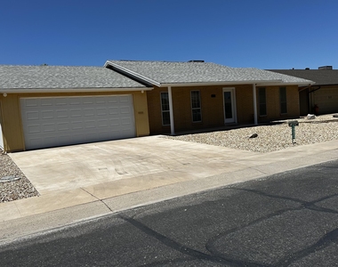 10024 W Denham Drive - Photo Thumbnail 1