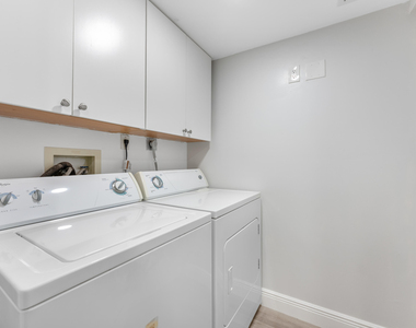 14500 Stirling Way - Photo Thumbnail 24