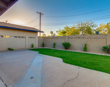 554 W 19th Street - Photo Thumbnail 45