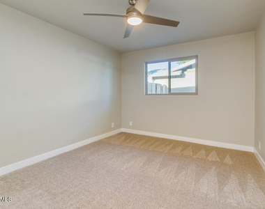 554 W 19th Street - Photo Thumbnail 35
