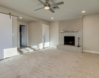 554 W 19th Street - Photo Thumbnail 25