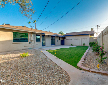 554 W 19th Street - Photo Thumbnail 40