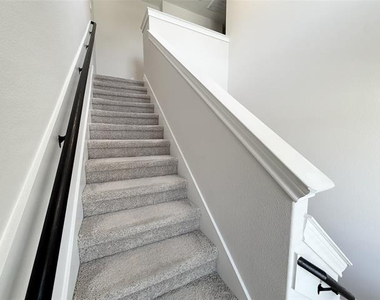 1205 Ginsburg Lane - Photo Thumbnail 18