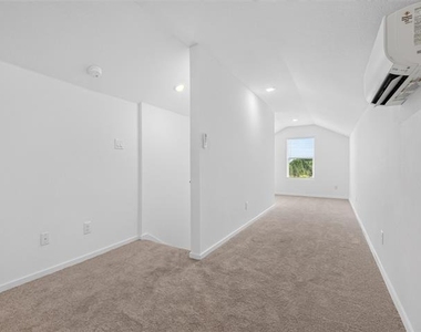 1031 Bishop Creek Drive - Photo Thumbnail 20