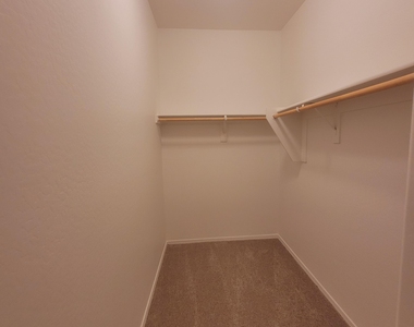 23204 N 175th Lane - Photo Thumbnail 16