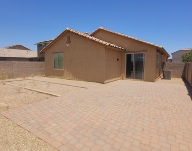 23204 N 175th Lane - Photo Thumbnail 1